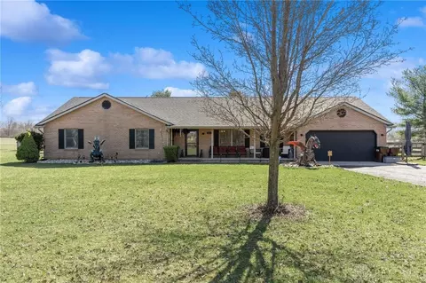182 N Curry Rd, Wilmington, OH 45177