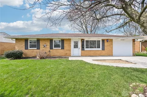 2782 Wyoming Dr, Xenia, OH 45385