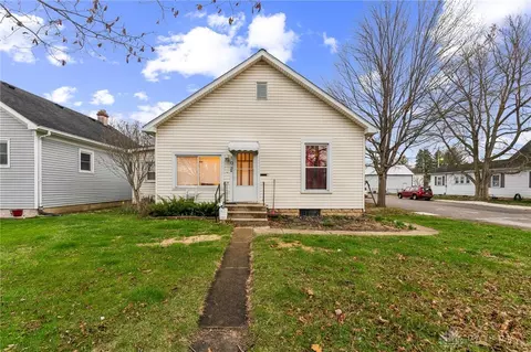 102 W Bennett St, Sidney, OH 45365