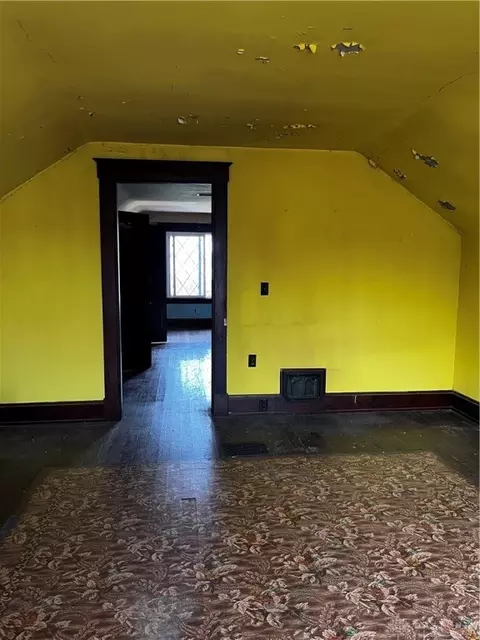 112 Pershing Ave, Cincinnati, OH 45215 photo 3