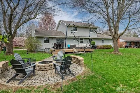 Exterior - 4608 Wing View Ln, Kettering, OH 45429 photo 8 of 8