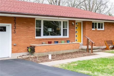 2335 Brookdale Dr, Springfield, OH 45502 photo 2