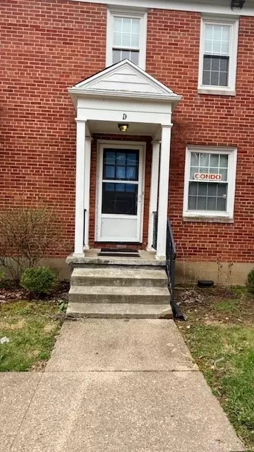 1525 N Plum St #D, Springfield, OH 45504