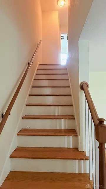 Entry Way - 1525 N Plum St #D, Springfield, OH 45504 photo 1 of 1