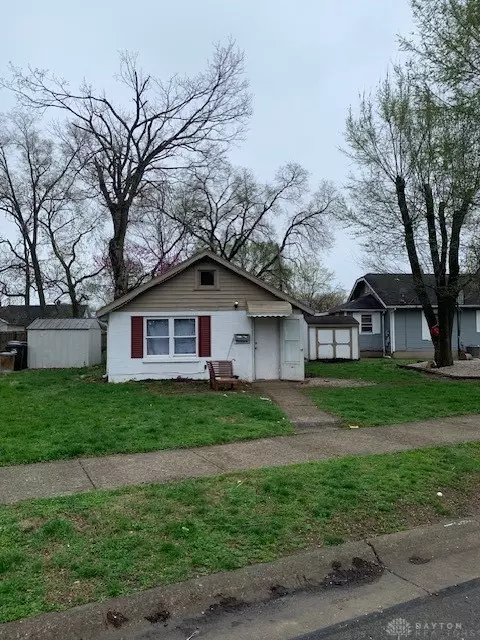1909 Winona Dr, Middletown, OH 45042