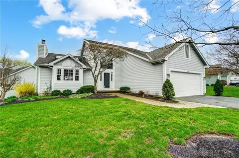 3289 Mizzen Mast Ln, Maineville, OH 45039