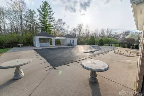 Exterior - 668 Thornton Dr, Morrow, OH 45152 photo 7 of 7