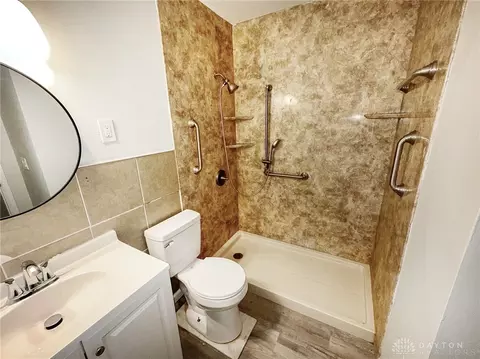 8882 Planet Dr, Cincinnati, OH 45231 photo 10