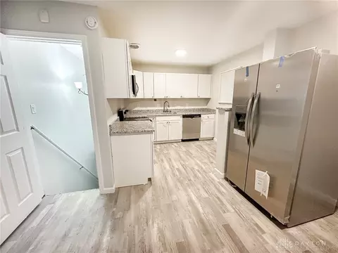 8882 Planet Dr, Cincinnati, OH 45231 photo 5