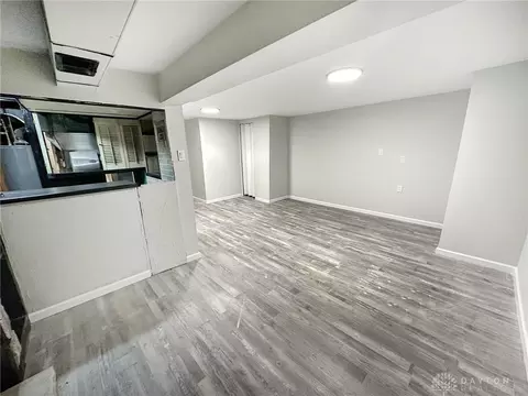 8882 Planet Dr, Cincinnati, OH 45231 photo 12