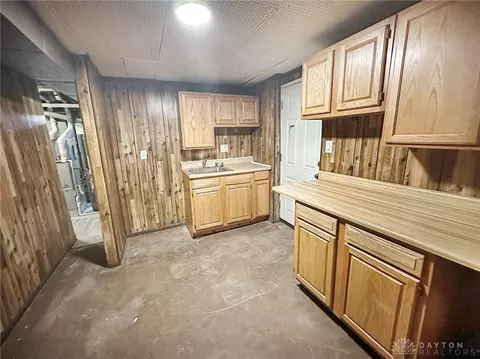 8882 Planet Dr, Cincinnati, OH 45231 photo 16