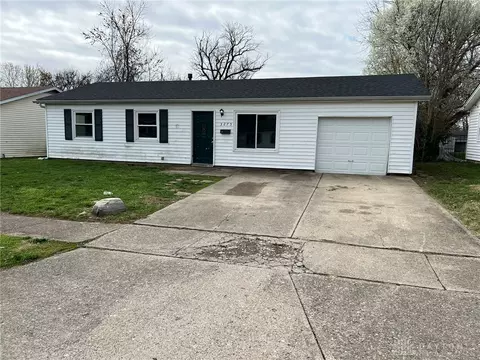 3275 Deshler Dr, Colerain Township, OH 45251