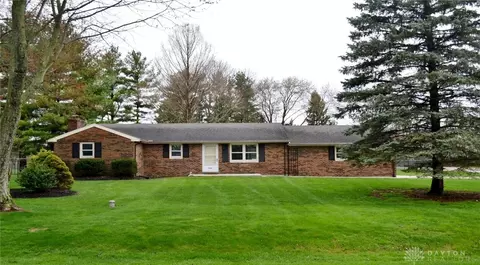 6419 Harvest St, Springfield, OH 45502