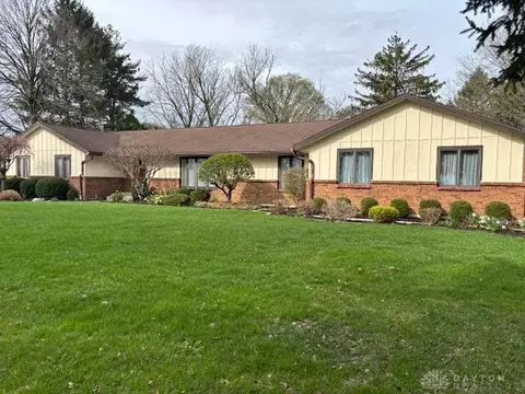 10895 Haber Rd, Englewood, OH 45322