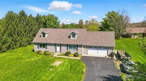 2359 Hale Rd, Wilmington, OH 45177