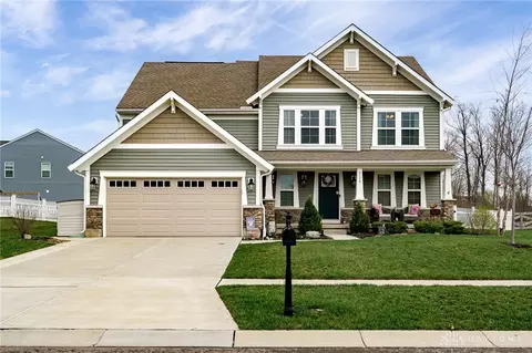 9136 Lakeside St, Tipp City, OH 45371