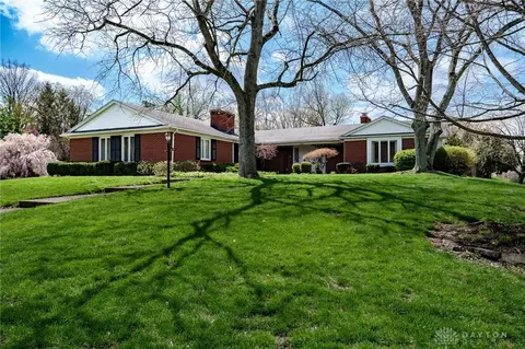 3121 Grist Mill Ct, Dayton, OH 45409