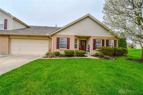 4065 Twin Lakes Cir, Clayton, OH 45315