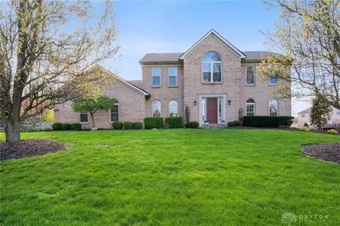 7618 Doe View Dr, West Chester, OH 45069