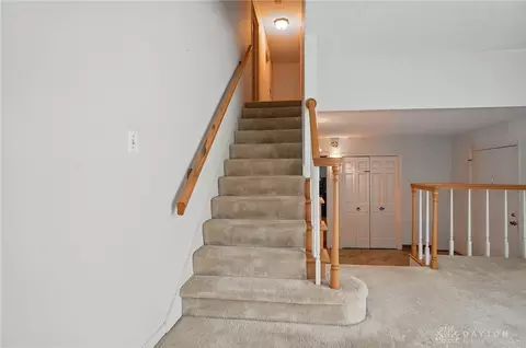 665 Suncrest Dr, Springfield, OH 45503 photo 32
