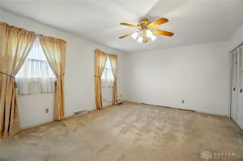 665 Suncrest Dr, Springfield, OH 45503 photo 33
