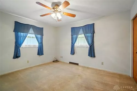 665 Suncrest Dr, Springfield, OH 45503 photo 37