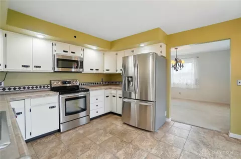 665 Suncrest Dr, Springfield, OH 45503 photo 19