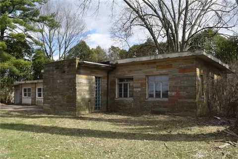 3085 Dayton Rd, Springfield, OH 45506