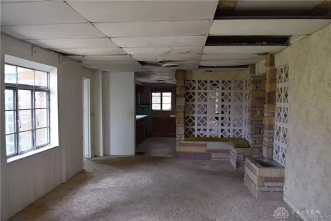 3085 Dayton Rd, Springfield, OH 45506 photo 14