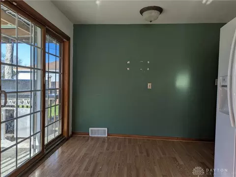 Other - 429 W Parkwood Ave, Springfield, OH 45506 photo 1 of 2