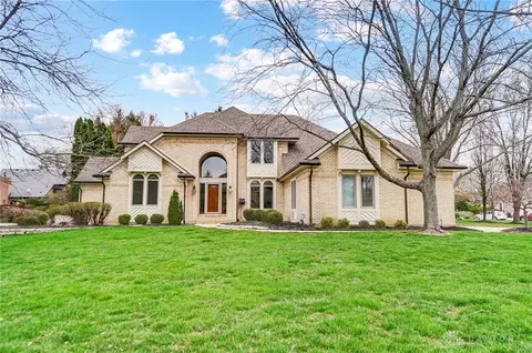10225 Blossom Wood Ct, Dayton, OH 45458