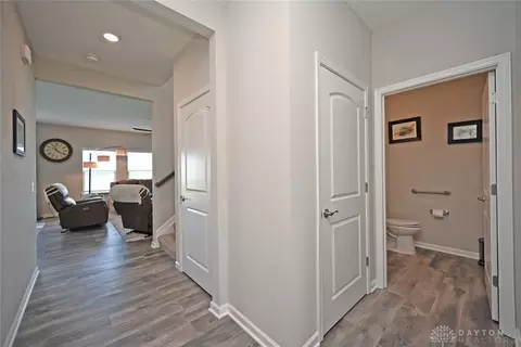 Entry Way - 5341 Valley View Dr, Morrow, OH 45152 photo 3 of 7