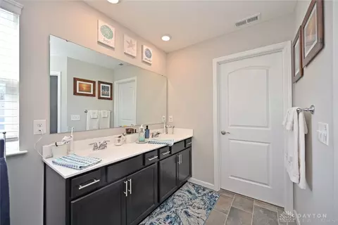 Bath - 5341 Valley View Dr, Morrow, OH 45152 photo 2 of 4