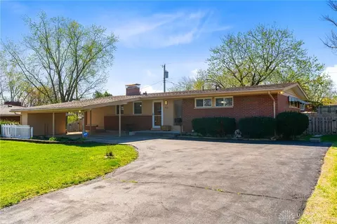 820 Brubaker Dr, Dayton, OH 45429