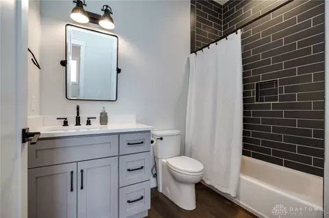 Bath - 6800 Weidner Rd, Springboro, OH 45066 photo 4 of 6