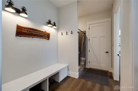 Entry Way - 6800 Weidner Rd, Springboro, OH 45066 photo 3 of 5
