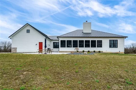 Exterior - 6800 Weidner Rd, Springboro, OH 45066 photo 12 of 27