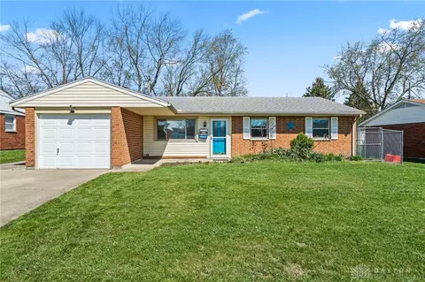 1604 Haverhill Dr, Piqua, OH 45356
