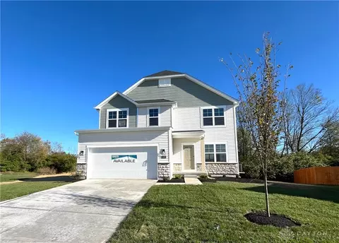 1419 Edinburg Ct, Carlisle, OH 45005