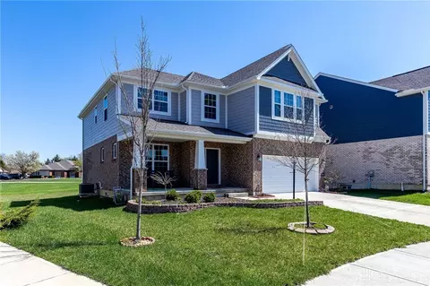 1490 Dell Glen Rd, Dayton, OH 45458