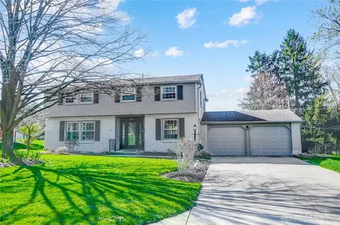720 Judith Dr, Kettering, OH 45429