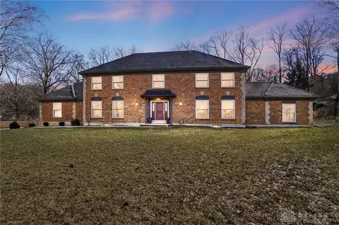 5600 Rahn De Vue Pl, Dayton, OH 45459