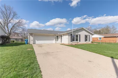 1212 Taft St, Sidney, OH 45365 photo 4
