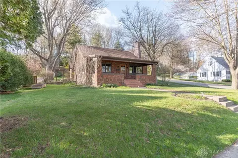 213 Bon Air, Sidney, OH 45365