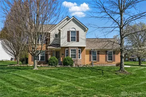 1502 Barrington Ct, Lebanon, OH 45036