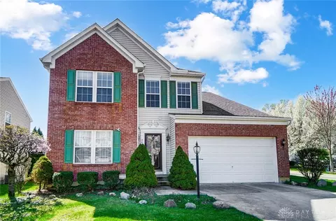 3611 Armada Private Dr, Dayton, OH 45431