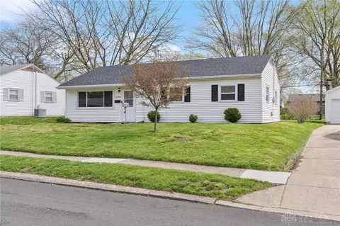 2598 Galewood St, Kettering, OH 45420 photo 2