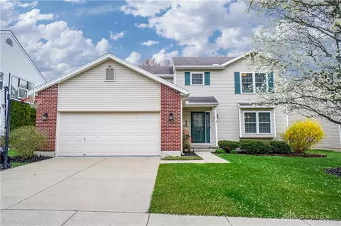 6036 Driftwood Ct, Maineville, OH 45039