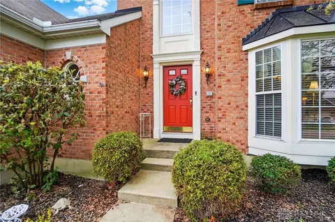 375 Stanton Dr, Springboro, OH 45066 photo 3