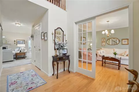 375 Stanton Dr, Springboro, OH 45066 photo 5